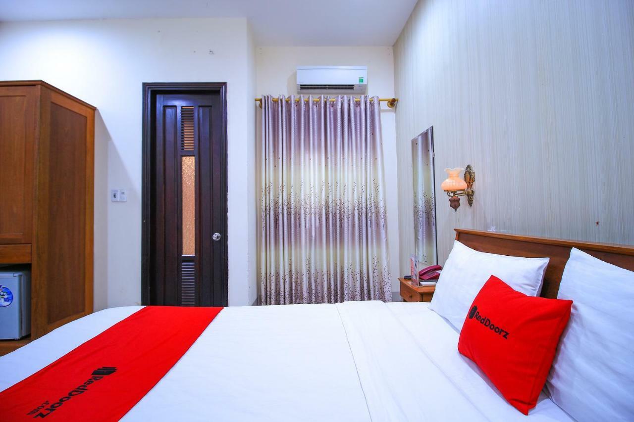 Reddoorz Near Han Market Danang Exterior photo