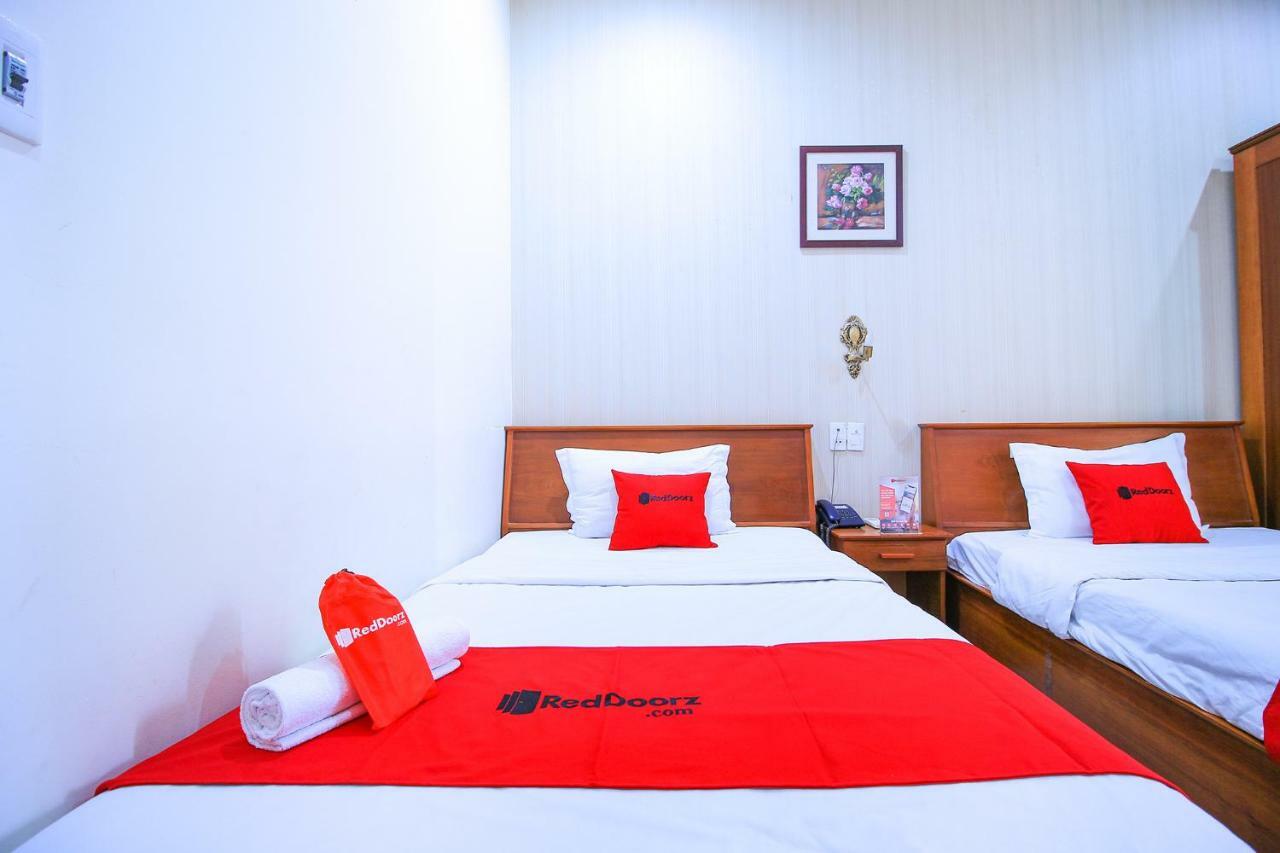 Reddoorz Near Han Market Danang Exterior photo